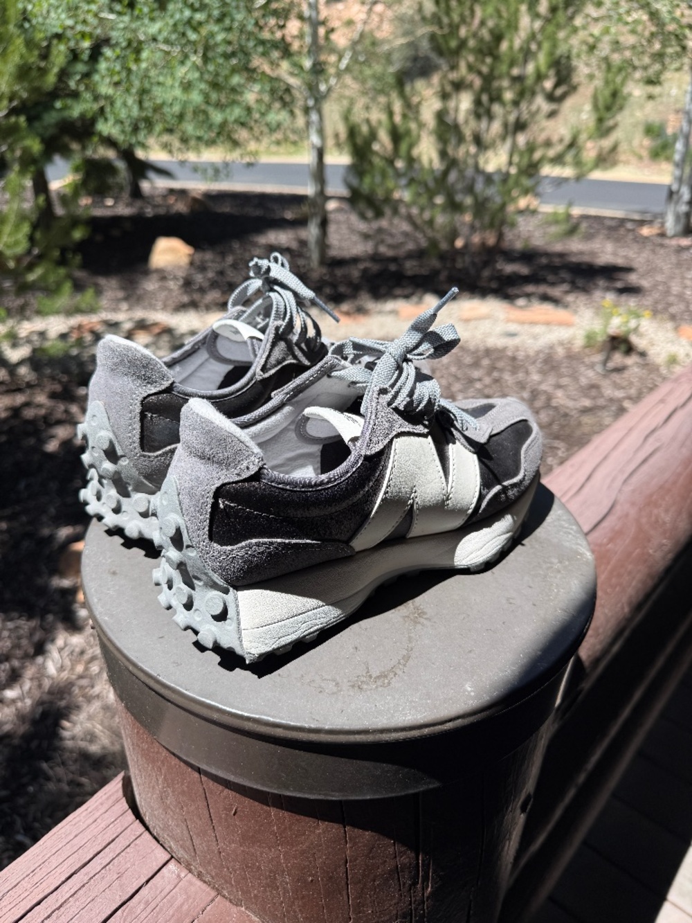 new balance 327 lifestyle sneaker. price is firm